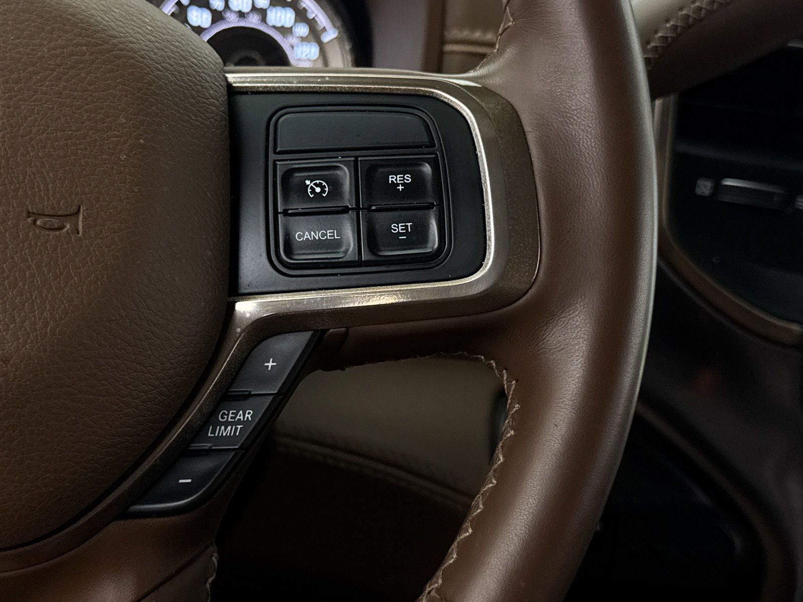 Used 2021 RAM 2500 Limited image 34