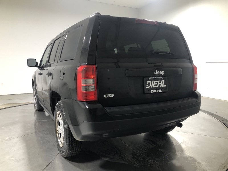 Used 2015 Jeep Patriot Sport w/ Power Value Group image 5