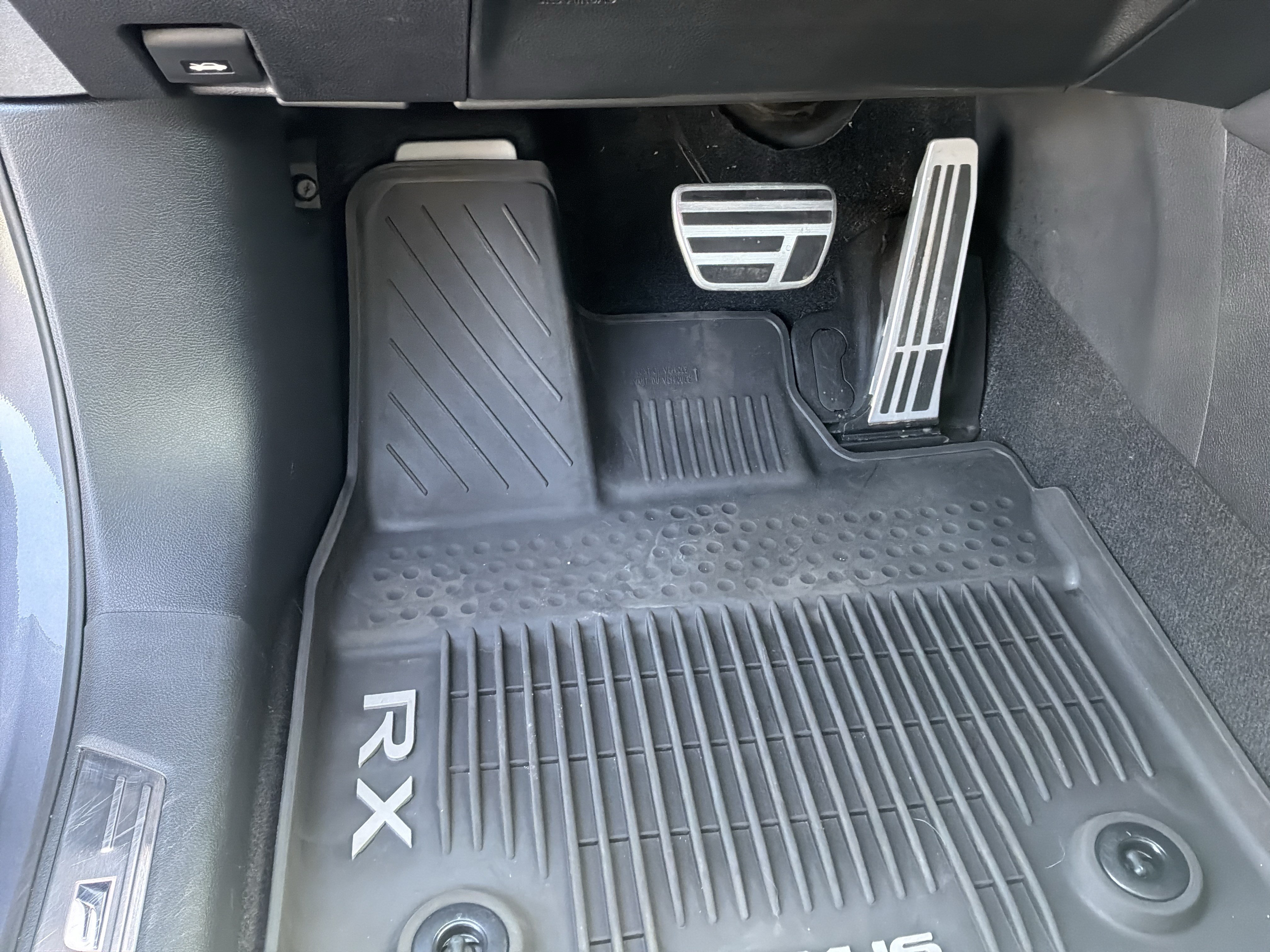 Used 2023 Lexus RX 500h F Sport AWD/4WD image 17