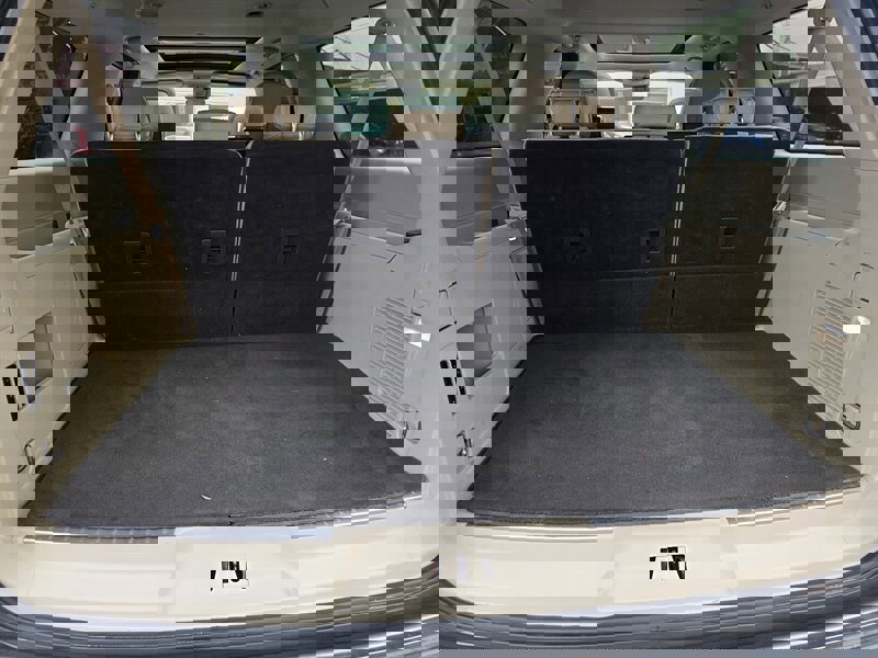 Used 2018 Lincoln Navigator L Reserve AWD/4WD image 18