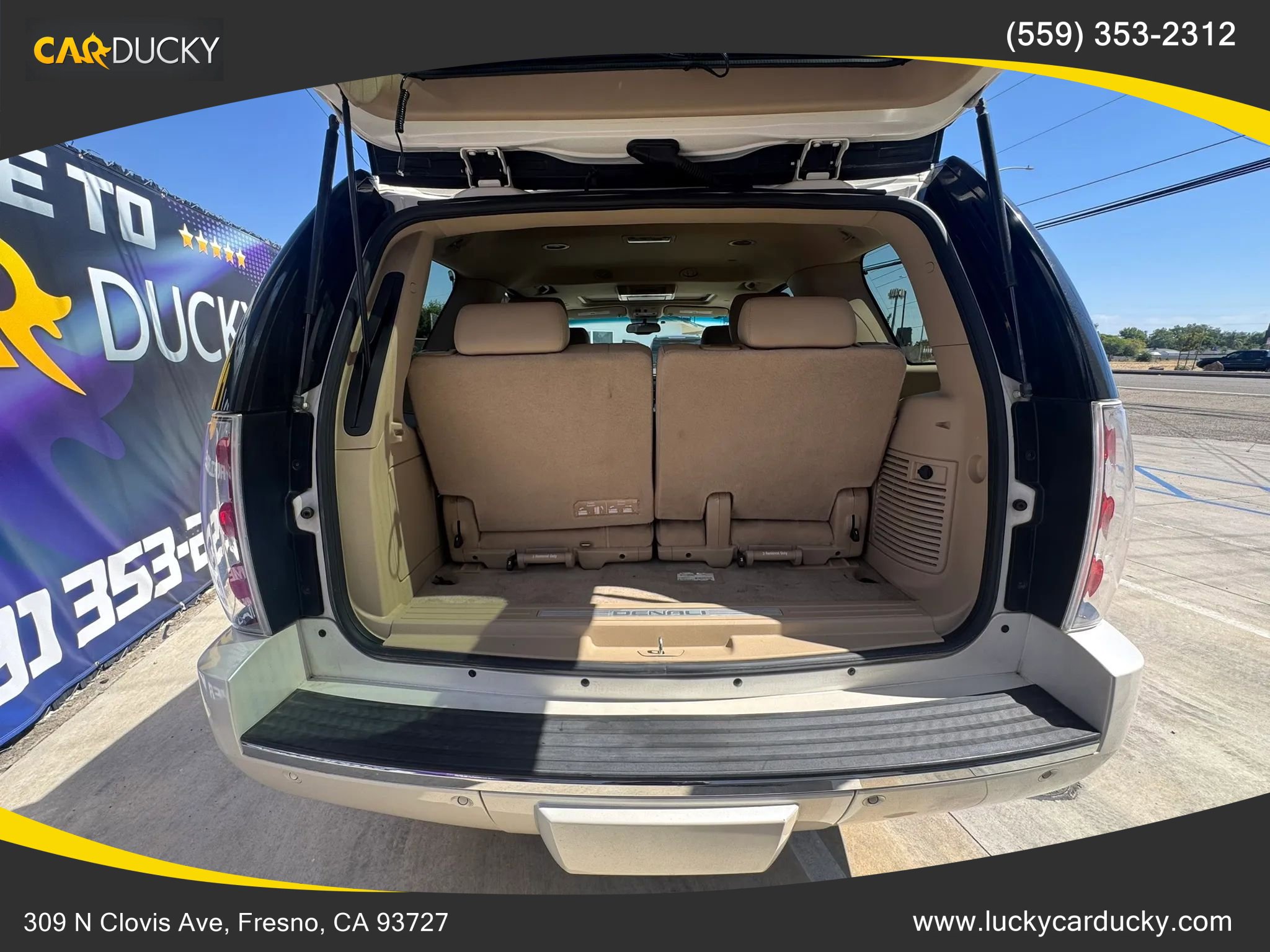 Used 2012 GMC Yukon Denali AWD/4WD image 24