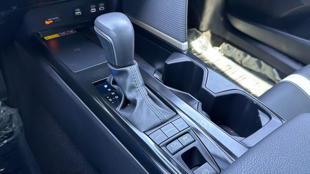 Certified 2025 Toyota Camry SE image 31
