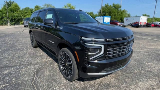 New 2026 Chevrolet Suburban High Country AWD/4WD image 4