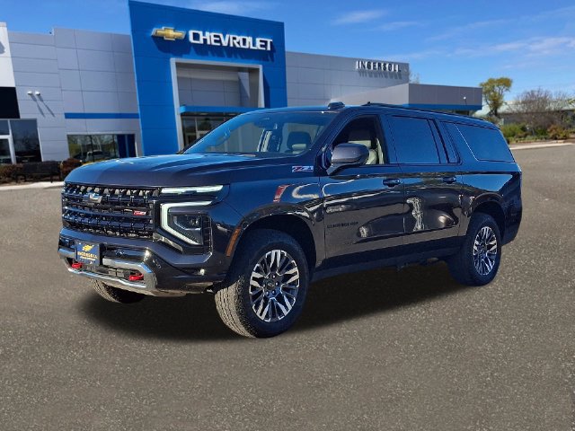 Used 2025 Chevrolet Suburban Z71 AWD/4WD image 33