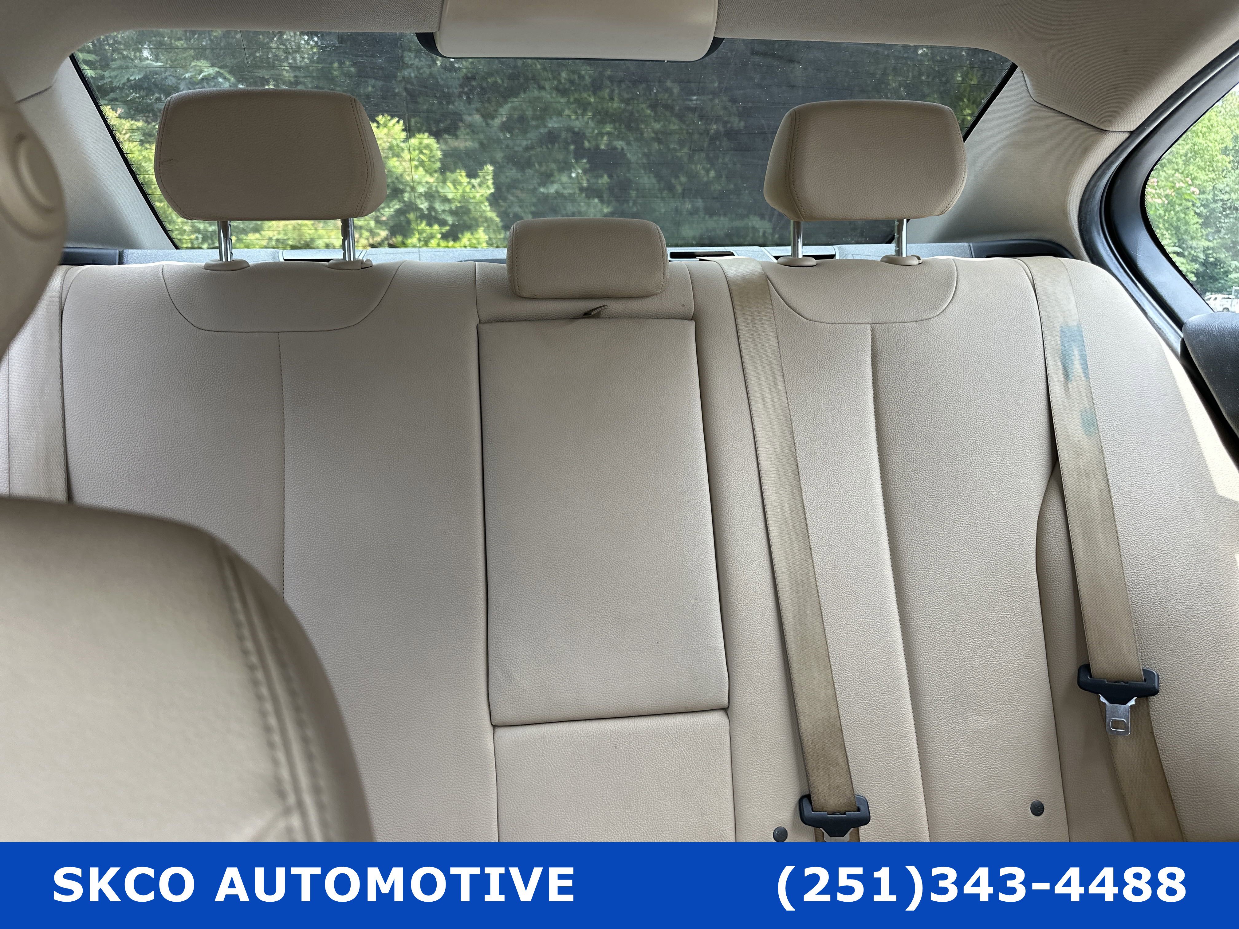 Used 2018 BMW 320i Sedan w/ Premium Package RWD image 33