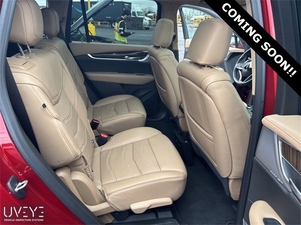 Certified 2023 Cadillac XT6 Sport w/ LPO, ONYX Package image 19