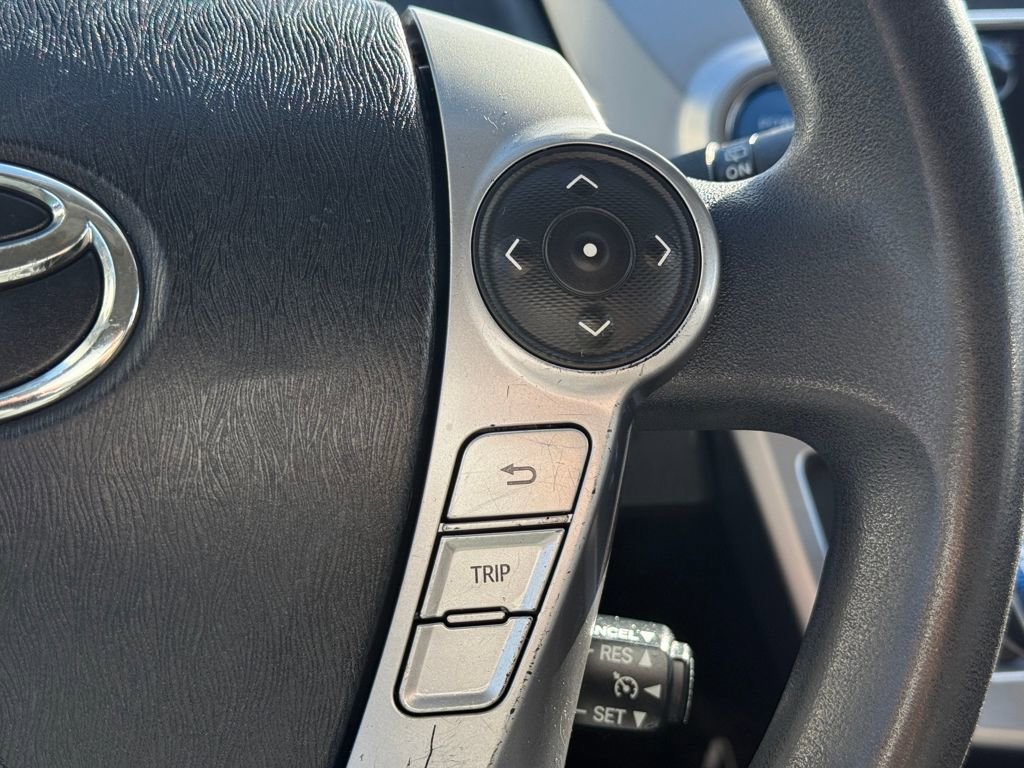 Used 2017 Toyota Prius V Three image 30