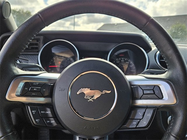 Used 2021 Ford Mustang Convertible image 19