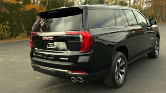 New 2026 GMC Yukon XL AT4 Ultimate w/ LPO, Illumination Package image 8