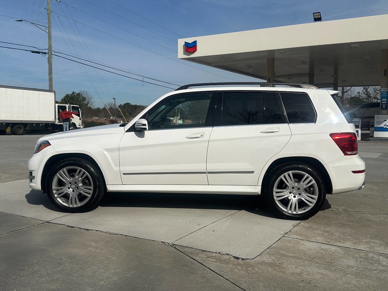 Used 2015 Mercedes-Benz GLK 350 GLK 350 4MATIC AWD 4dr SUV image 12