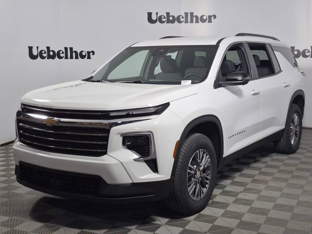 New 2026 Chevrolet Traverse LT w/ Driver Confidence Package image 3