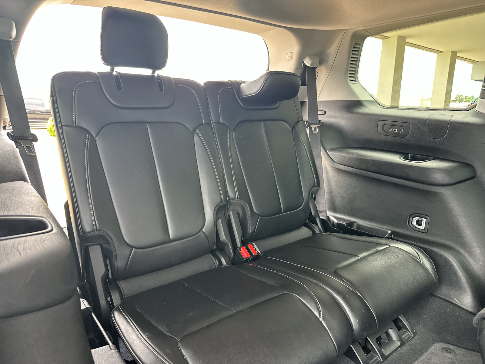 Used 2022 Jeep Grand Cherokee L Limited AWD/4WD image 40
