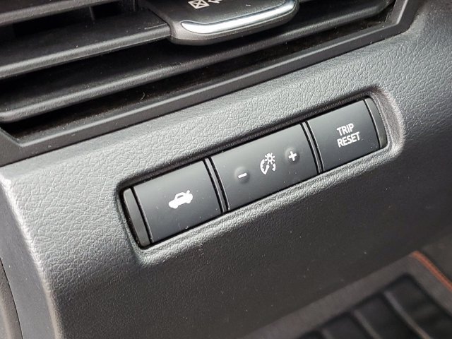 Used 2022 Nissan Altima 2.5 SR FWD image 8