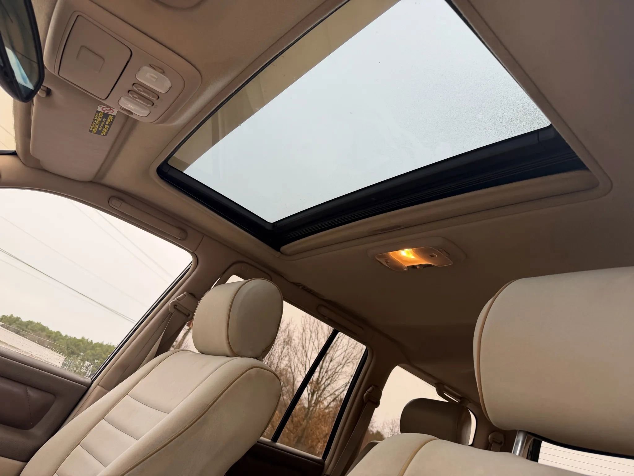 Used 2000 Toyota Land Cruiser Sport Utility 4D image 14