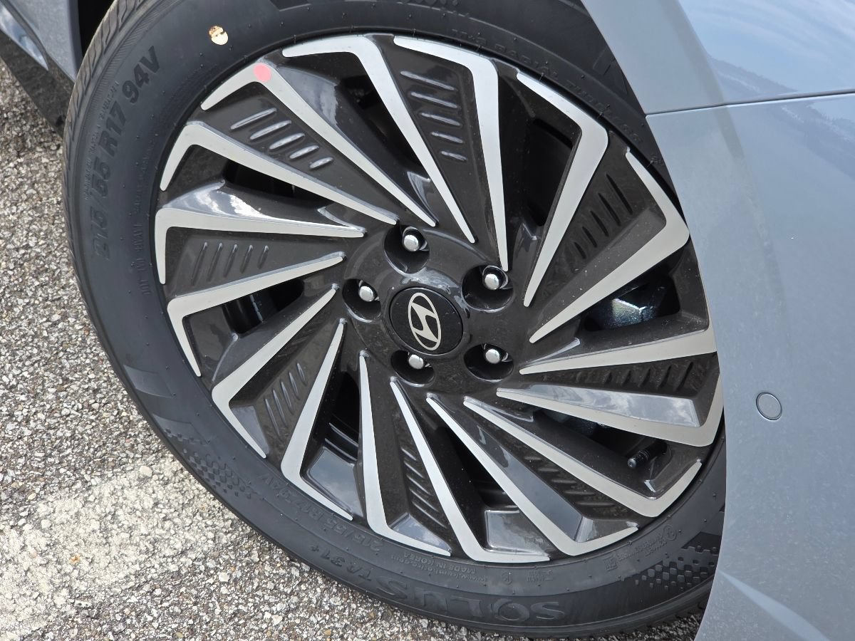 New 2026 Hyundai Sonata Limited FWD image 17