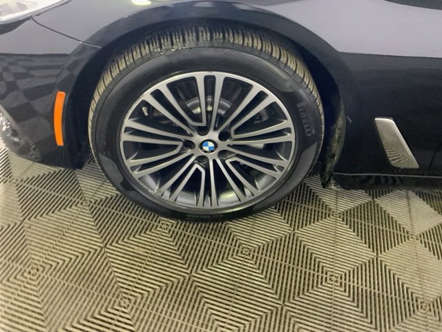 Used 2019 BMW 540i xDrive image 44
