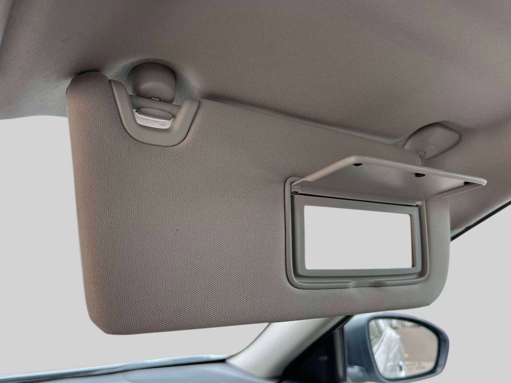 Used 2024 Nissan Altima 2.5 SV image 31