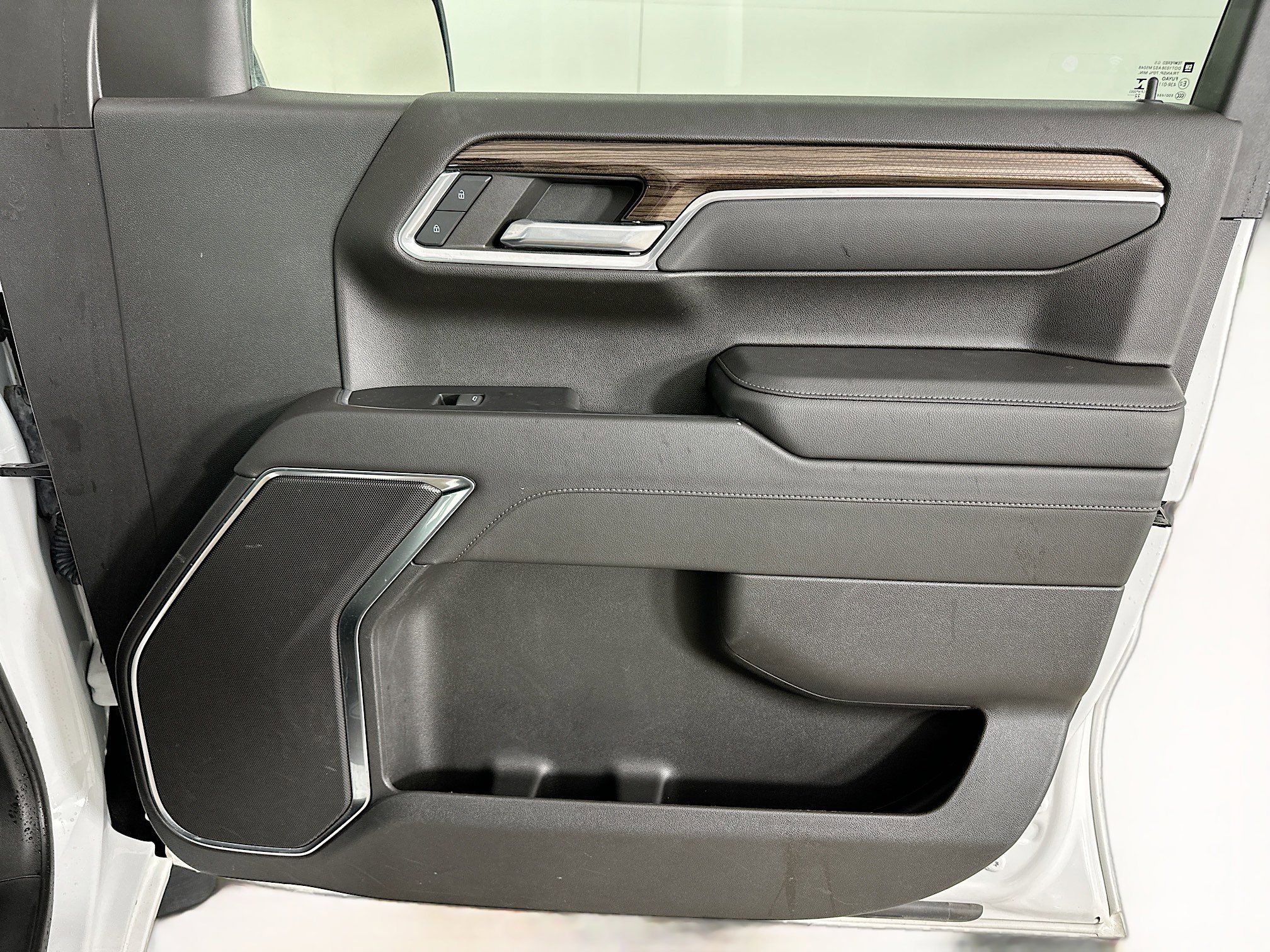 Used 2022 Chevrolet Silverado 1500 LT image 32