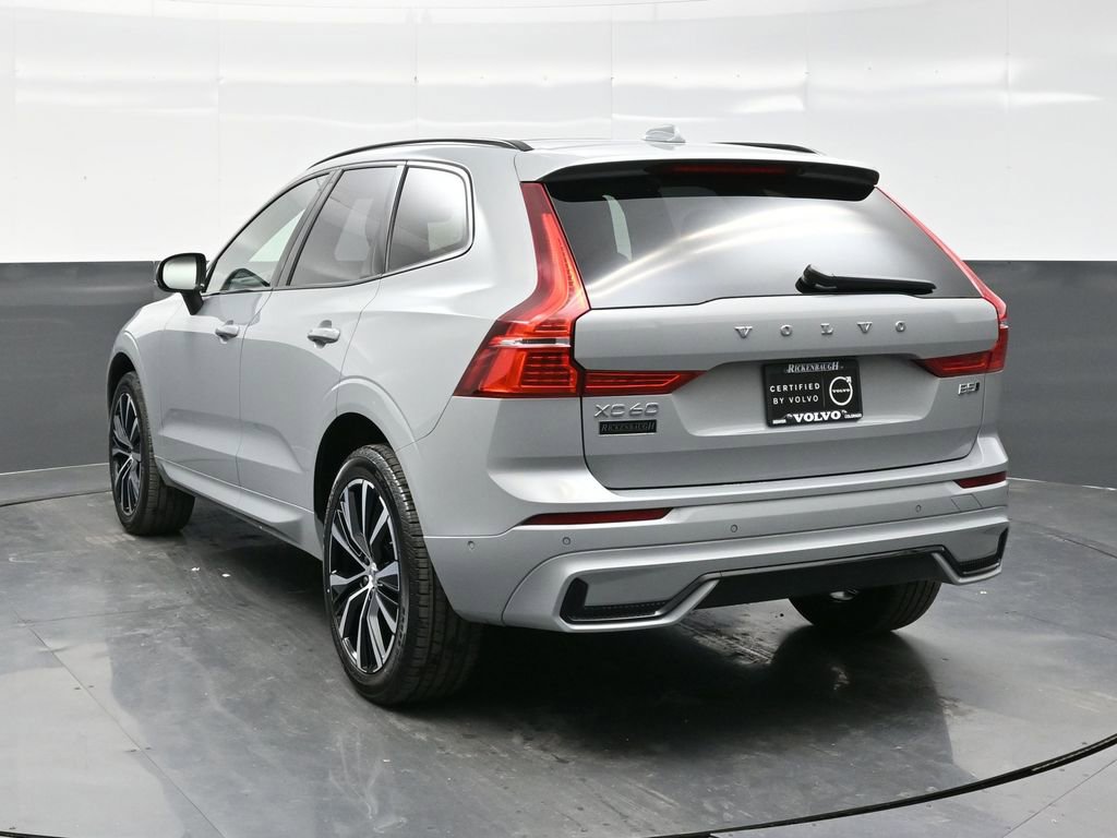 Used 2025 Volvo XC60 B5 Plus image 5
