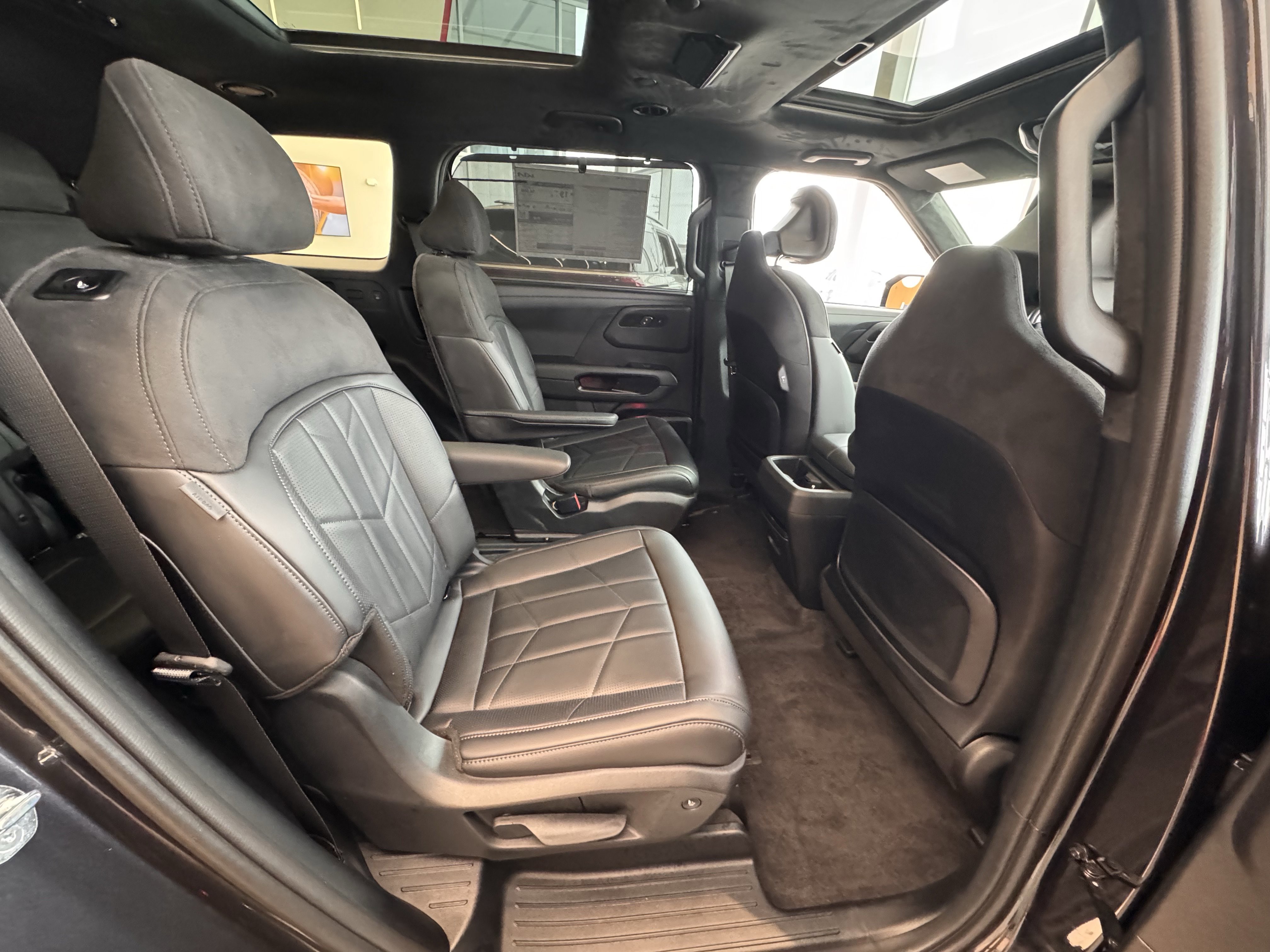 New 2027 Kia Telluride SX Prestige X-Pro image 12