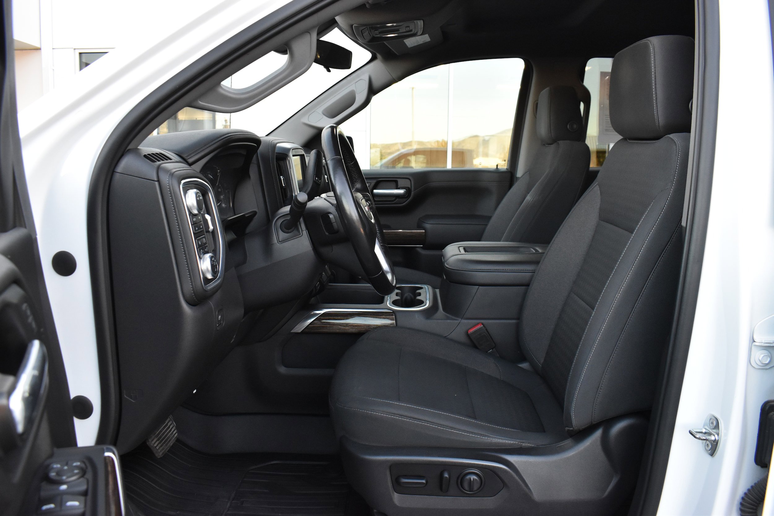 Used 2021 GMC Sierra 1500 Elevation w/ Preferred Package image 13