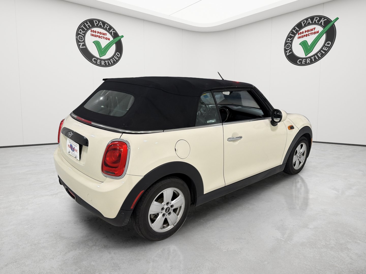 Used 2019 MINI Cooper Convertible FWD image 5