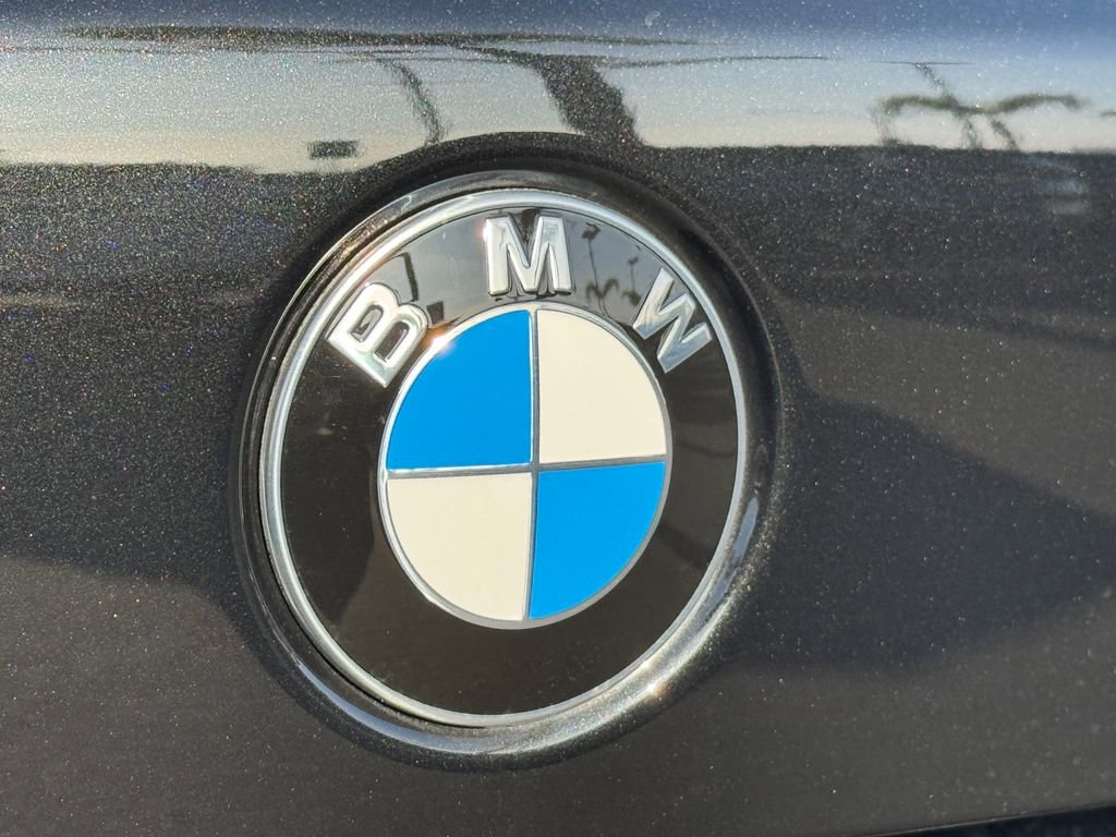 New 2026 BMW X5 sDrive40i image 11