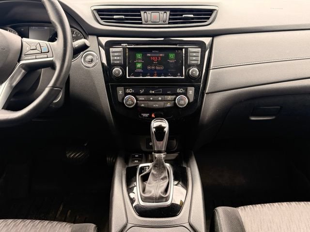 Certified 2020 Nissan Rogue SV w/ Sun & Sound Touring Package AWD/4WD image 26
