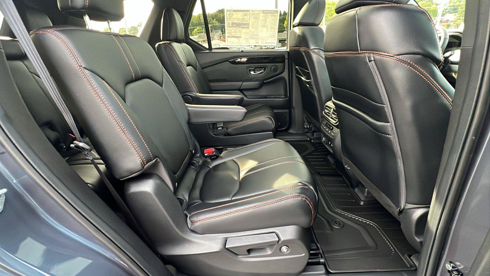 New 2026 Honda Pilot TrailSport image 15