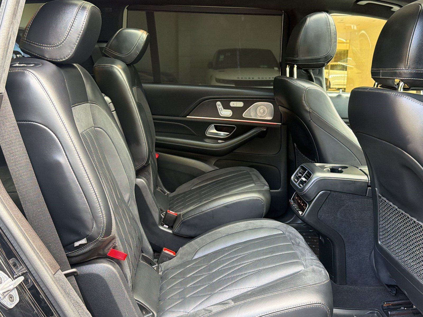 Used 2023 Mercedes-Benz GLS 63 AMG 4MATIC image 31