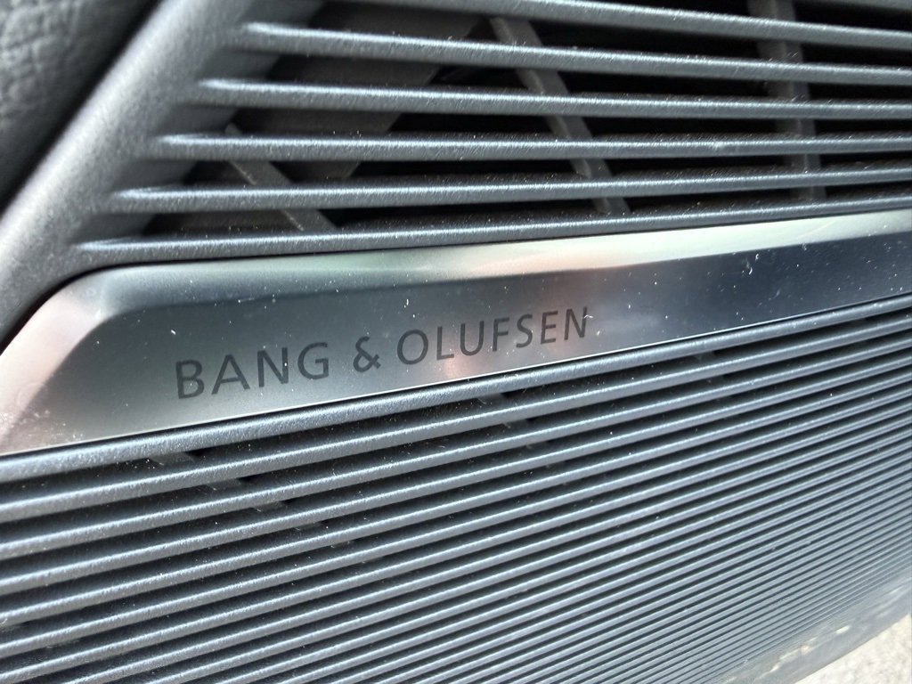 Used 2024 Audi RS Q8 image 30