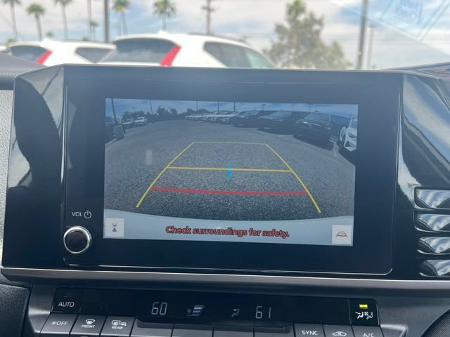 Used 2025 Toyota Camry LE FWD image 14