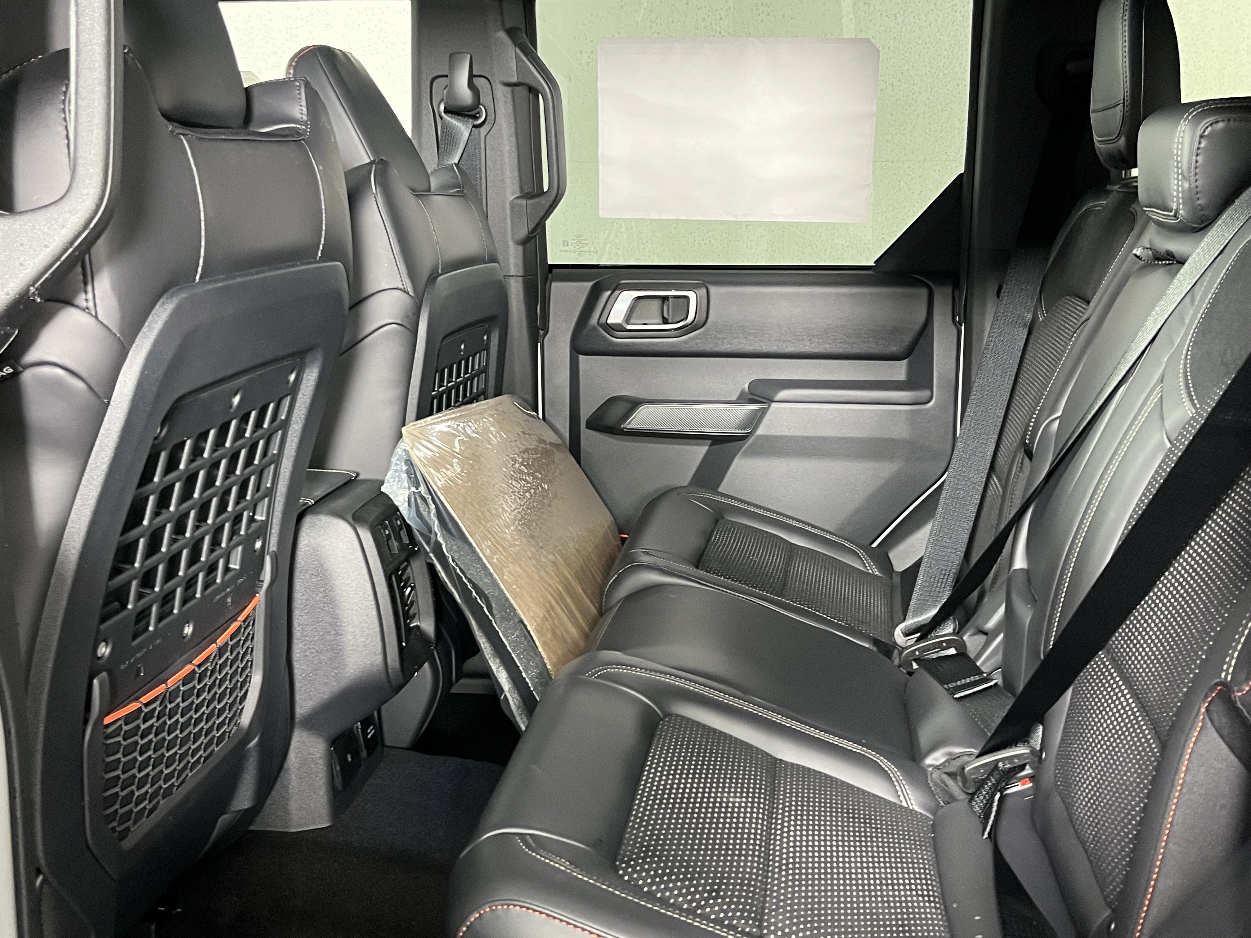 New 2026 Ford Bronco Raptor w/ Interior Carbon Fiber Pack AWD/4WD image 11