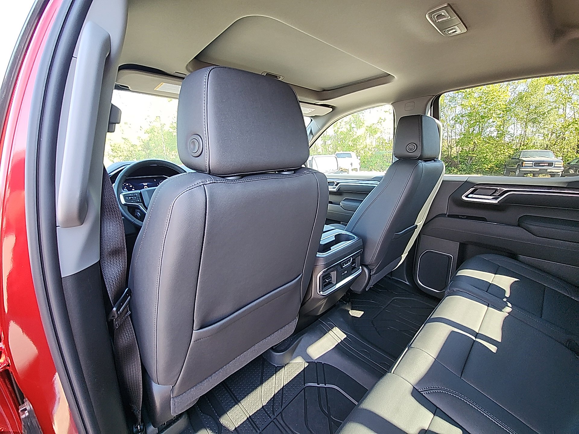 Used 2026 Chevrolet Silverado 1500 LTZ w/ Technology Package image 29