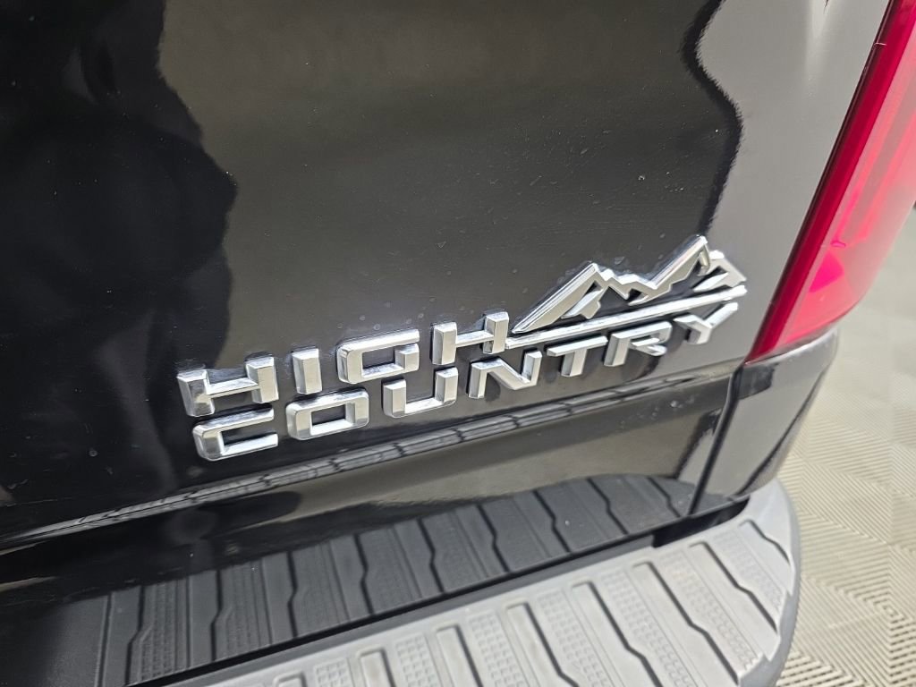 Used 2022 Chevrolet Silverado 1500 High Country image 37