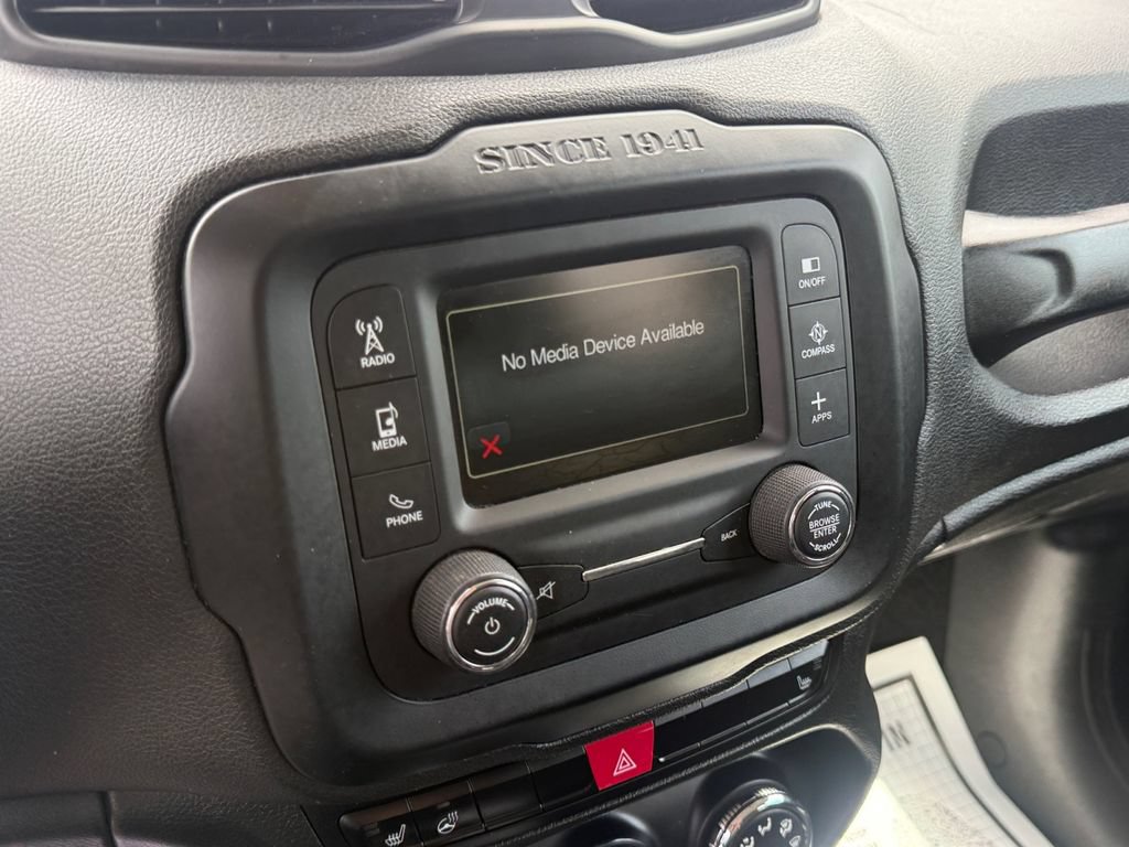 Used 2017 Jeep Renegade Latitude w/ Cold Weather Group AWD/4WD image 25