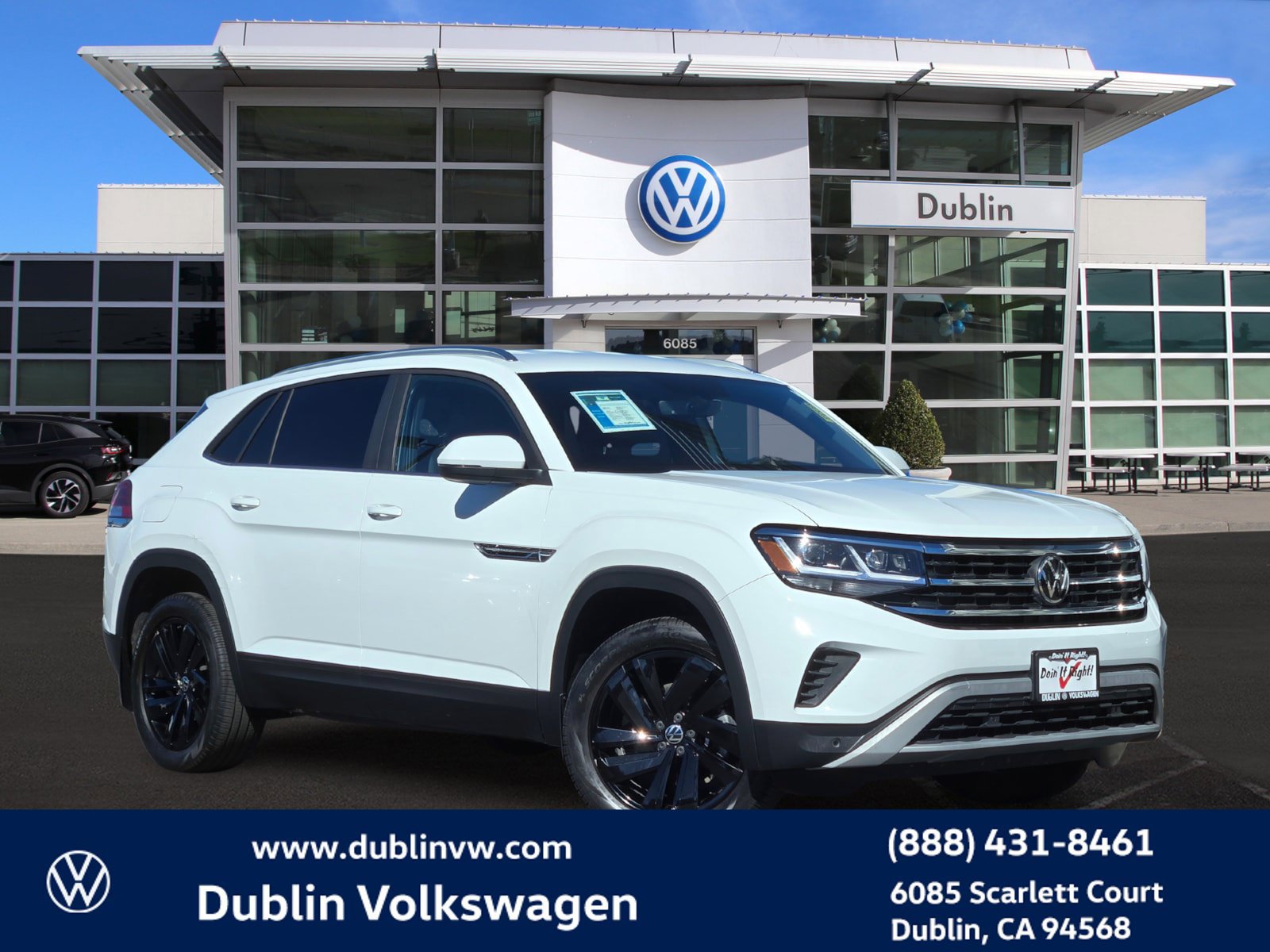 Certified 2023 Volkswagen Atlas Cross Sport SE w/ Black Wheel Package