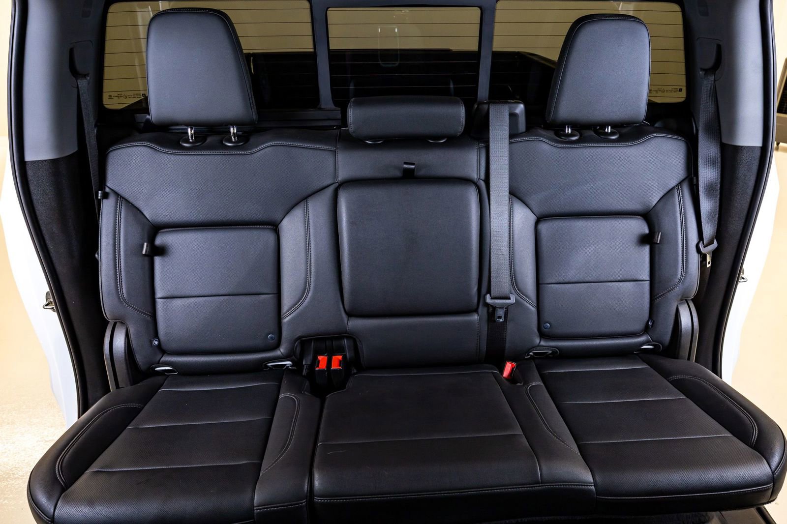 Used 2022 Chevrolet Silverado 1500 LTZ AWD/4WD image 34