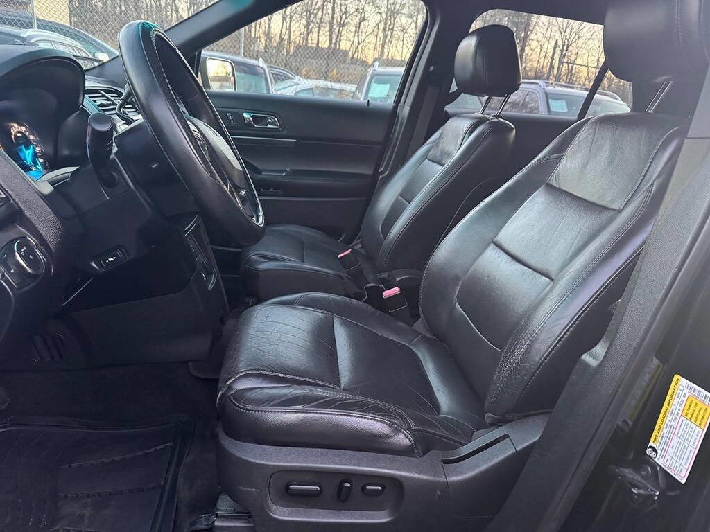 Used 2016 Ford Explorer Police Interceptor Utility AWD image 22