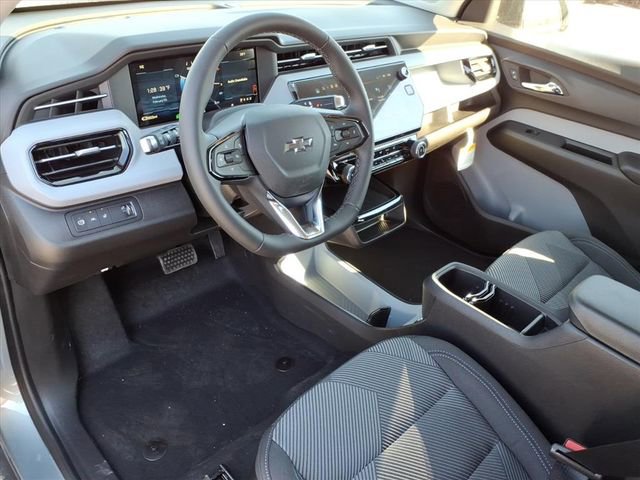 New 2027 Chevrolet Bolt LT w/ Comfort Package FWD image 5