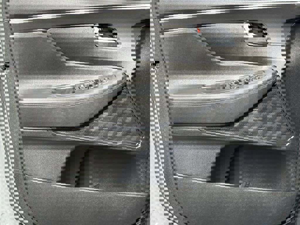 Used 2023 Hyundai Santa Fe SEL image 16