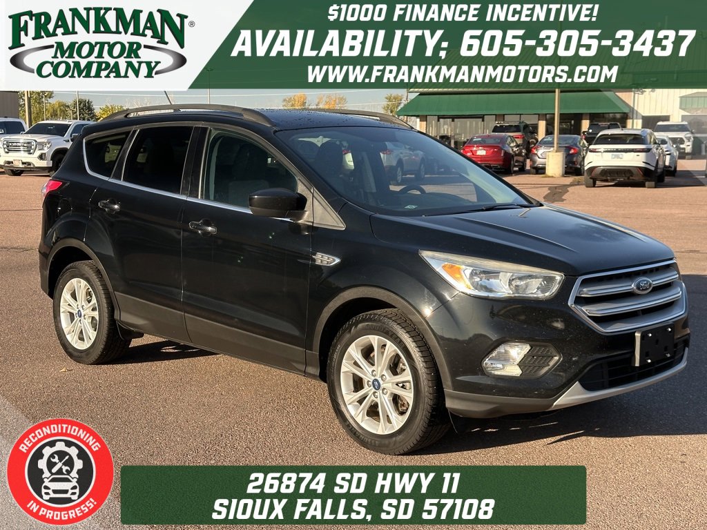 Used 2018 Ford Escape SE w/ SE Sync 3 Package