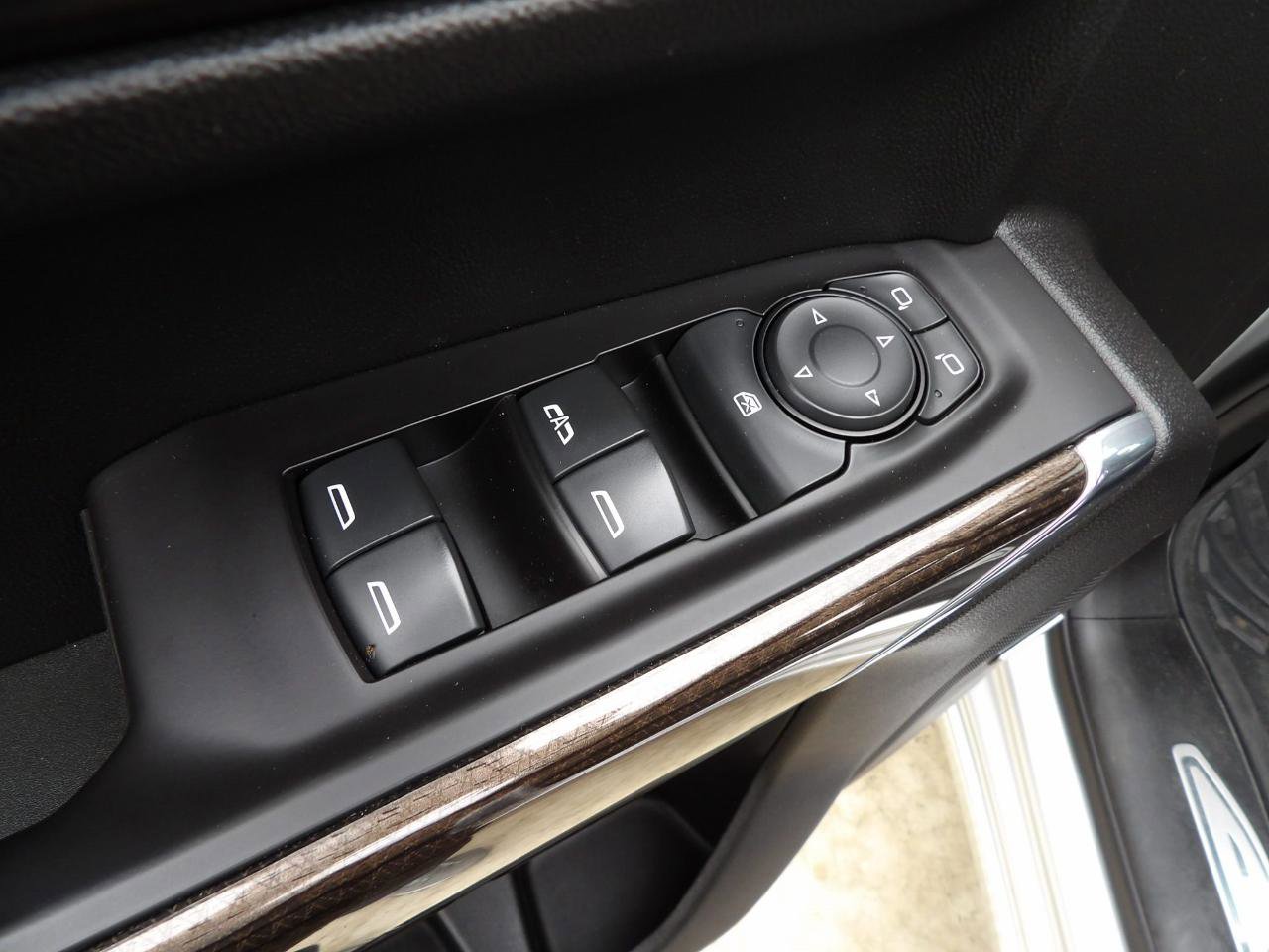 Used 2020 Chevrolet Silverado 1500 RST w/ All-Star Edition AWD/4WD image 10