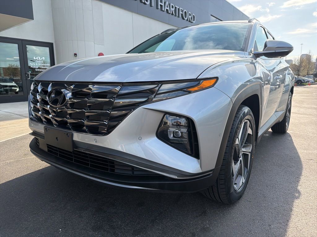 Used 2023 Hyundai Tucson Limited image 11