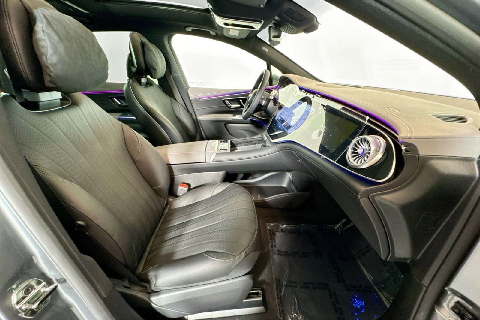 New 2026 Mercedes-Benz EQS 400 4MATIC SUV image 26
