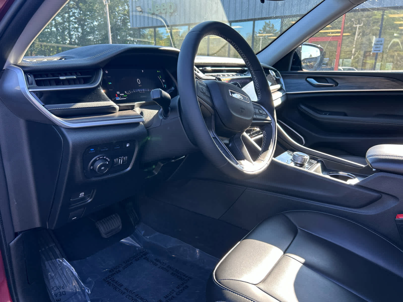 Used 2023 Jeep Grand Cherokee 4WD 4xe image 43