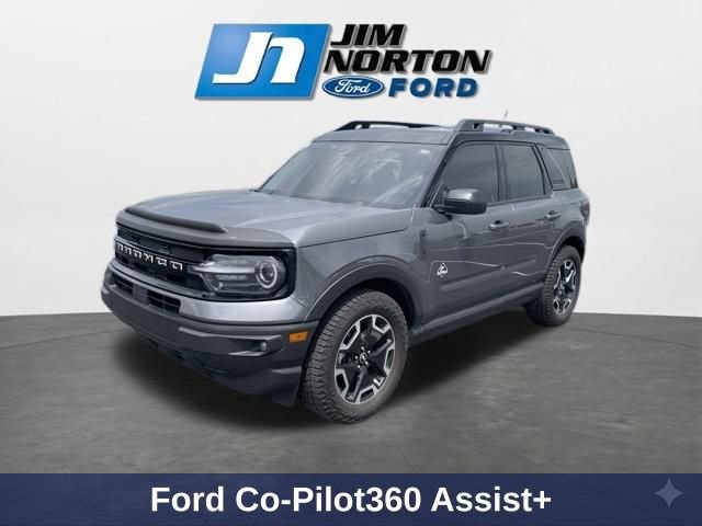 Used 2023 Ford Bronco Sport Outer Banks w/ Tech Package AWD/4WD image 4