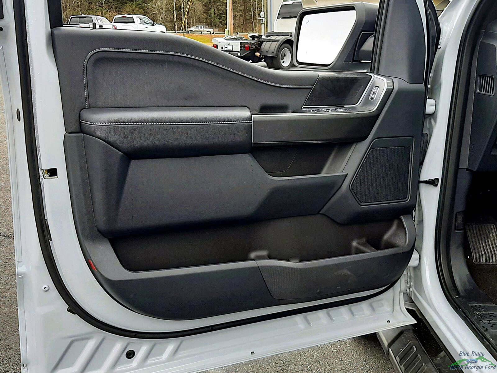 Used 2022 Ford F150 XLT w/ Equipment Group 302A High image 10