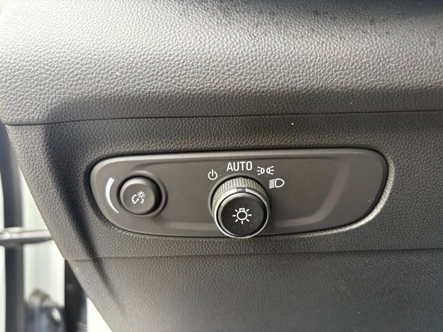 Certified 2023 Buick Envision Essence AWD/4WD image 34