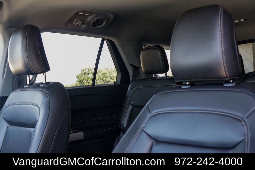 Used 2024 Ford Explorer XLT w/ Equipment Group 202A image 12